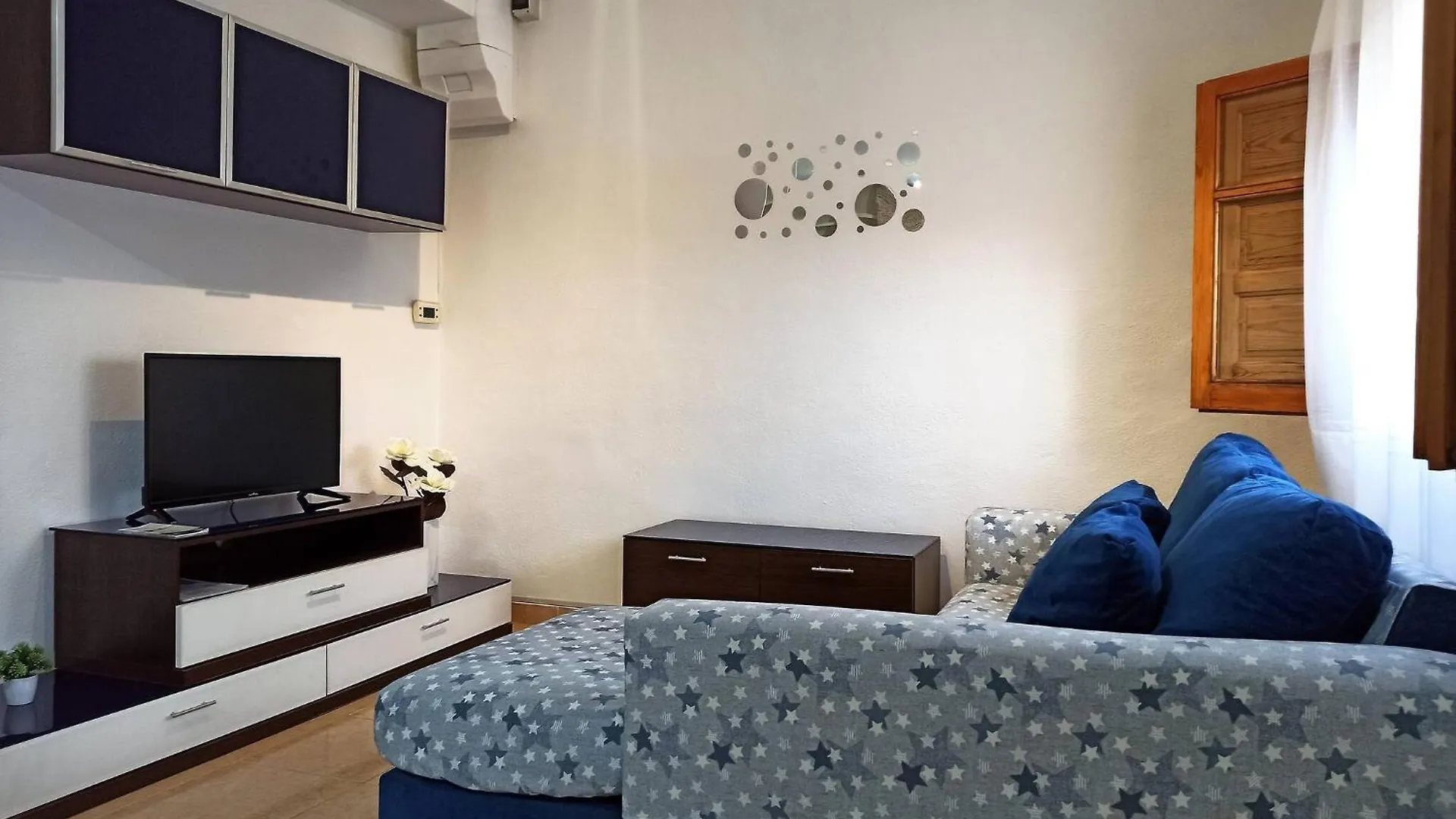 Holiday home Galet House For 4 People With Barbecue And Near Villa Deltebre