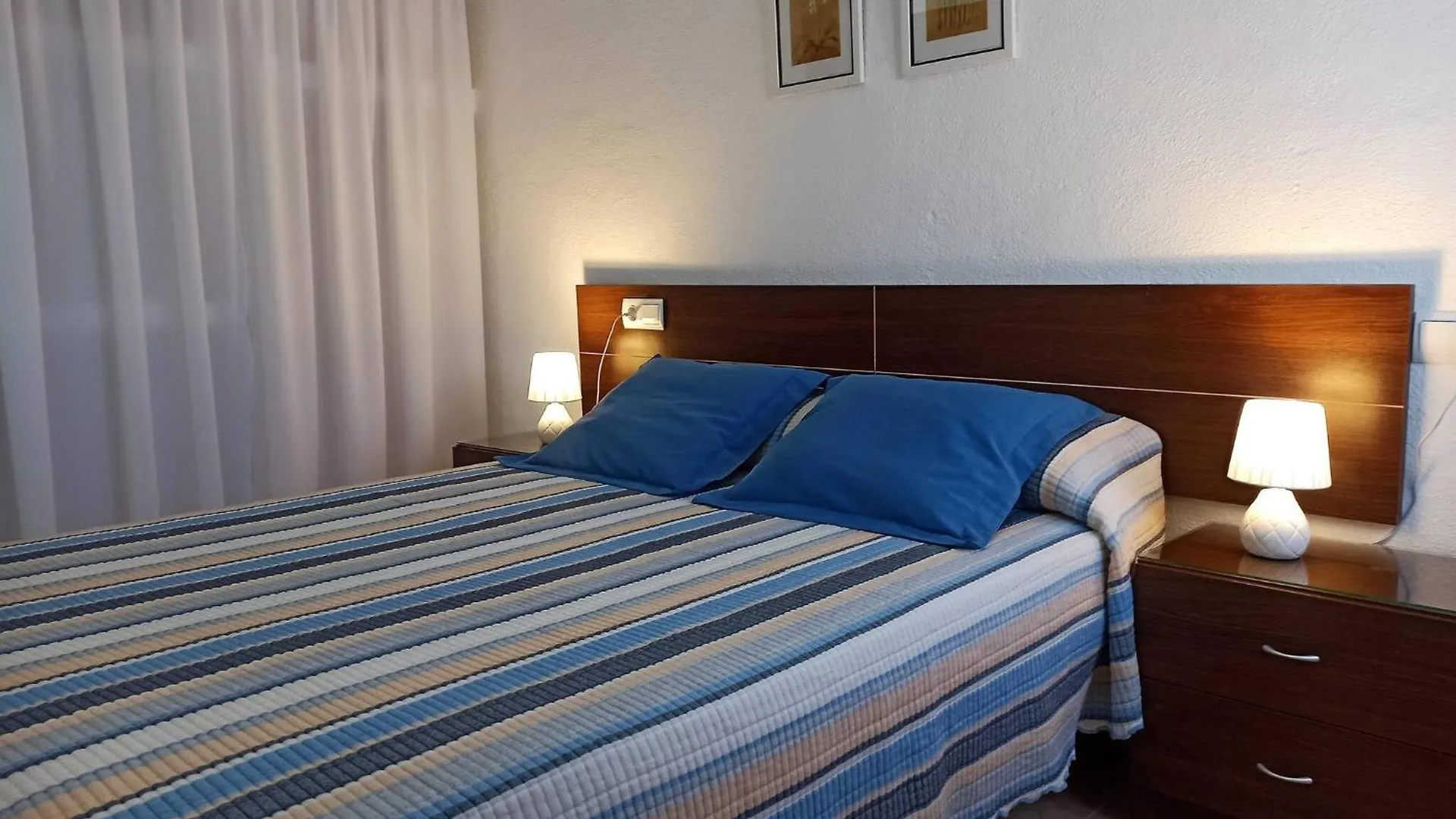 Galet House For 4 People With Barbecue And Near Villa Deltebre Spain