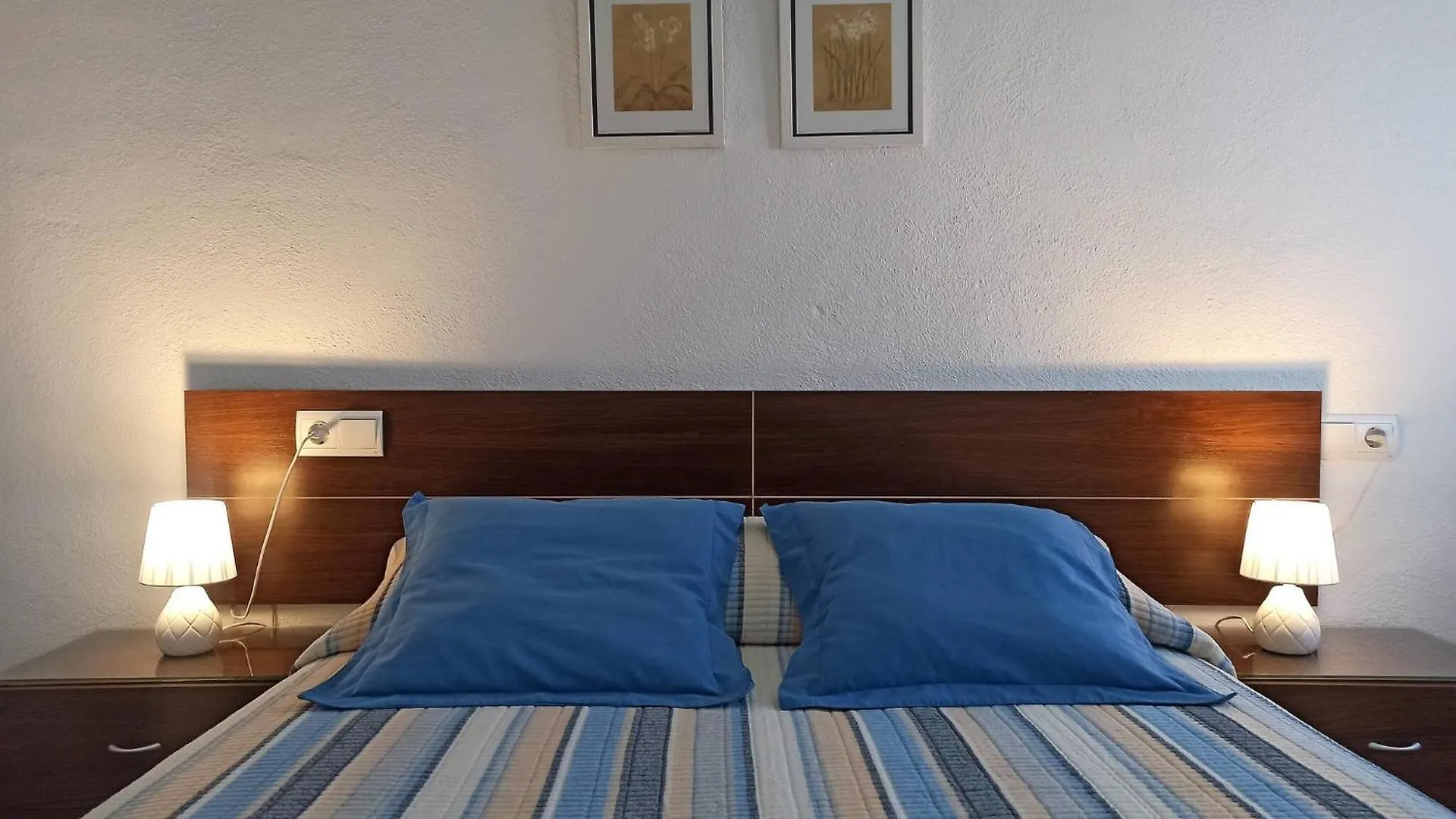 Galet House For 4 People With Barbecue And Near Villa Deltebre 0*,
